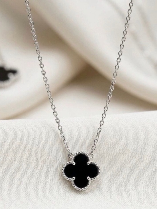 Jewelry - Black Flower Pendant Necklace - Silver Chain
